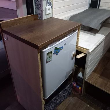 srinka-auf-dem-kühlschrank-mazlik-1