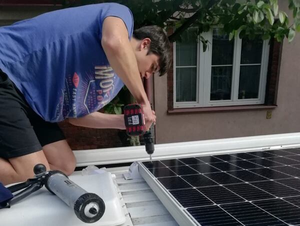 Anbringung des Solarmoduls